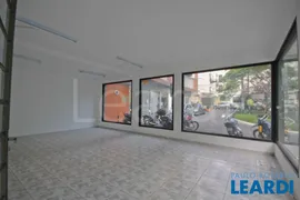 Casa Comercial para venda ou aluguel, 550m² no Alphaville, Santana de Parnaíba - Foto 2