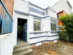 Casa com 2 Quartos para alugar, 162m² no Santa Cecília, Porto Alegre - Foto 2