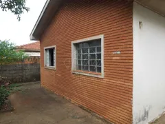 Casa com 3 Quartos à venda, 178m² no Jardim Santa Lúcia, Araraquara - Foto 2