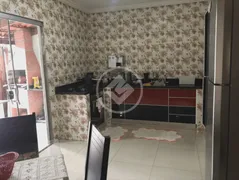 Casa com 3 Quartos à venda, 160m² no Vila Maria, Aparecida de Goiânia - Foto 2