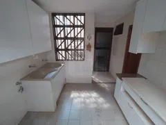 Casa com 5 Quartos para alugar, 520m² no Umuarama, Uberlândia - Foto 18