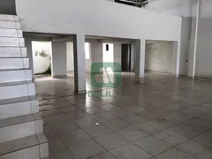 Galpão / Depósito / Armazém com 1 Quarto para alugar, 180m² no Bom Jesus, Uberlândia - Foto 11