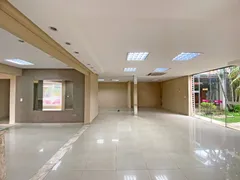 Casa Comercial com 5 Quartos para alugar, 586m² no Setor Marista, Goiânia - Foto 2
