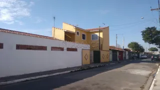 Casa com 2 Quartos à venda, 180m² no Vila Zezé, Jacareí - Foto 2