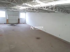 Loja / Salão / Ponto Comercial para alugar, 337m² no Bassan, Marília - Foto 14