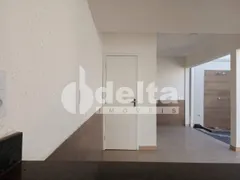 Casa com 3 Quartos à venda, 140m² no Cidade Jardim, Uberlândia - Foto 4