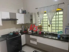 Casa com 4 Quartos à venda, 340m² no Jardim Guassu, São Vicente - Foto 14