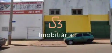 Galpão / Depósito / Armazém para alugar, 200m² no Custódio Pereira, Uberlândia - Foto 1