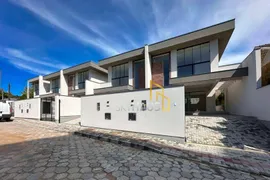 Casa com 3 Quartos à venda, 154m² no Velha, Blumenau - Foto 2