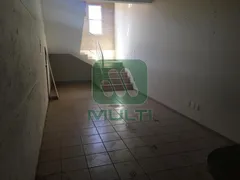 Casa com 1 Quarto para alugar, 70m² no Morada da Colina, Uberlândia - Foto 5