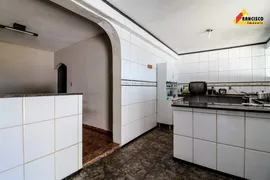 Casa com 3 Quartos à venda, 60m² no Nova Holanda, Divinópolis - Foto 1