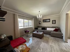 Casa com 3 Quartos à venda, 176m² no Bandeirantes, Londrina - Foto 3