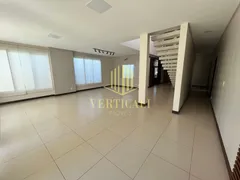 Sobrado com 5 Quartos para venda ou aluguel, 430m² no Condomínio Florais Cuiabá Residencial, Cuiabá - Foto 3