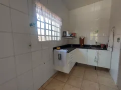 Casa com 3 Quartos à venda, 165m² no Caiçaras, Belo Horizonte - Foto 5