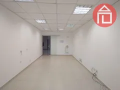 Conjunto Comercial / Sala para alugar, 38m² no Lagos De Santa Helena, Bragança Paulista - Foto 2