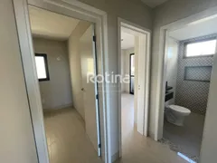 Apartamento com 3 Quartos à venda, 67m² no Umuarama, Uberlândia - Foto 12
