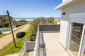 Casa com 3 Quartos para alugar, 240m² no Estrela do Mar, Torres - Foto 3