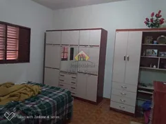 Casa com 3 Quartos à venda, 200m² no Parque Santo Antônio, Taubaté - Foto 8