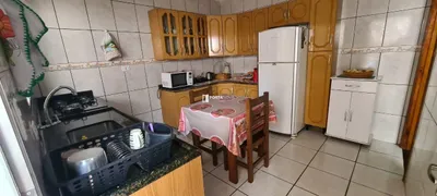 Casa com 3 Quartos à venda, 222m² no JARDIM MAGALI, Embu das Artes - Foto 7