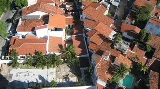 Casa Comercial com 6 Quartos para venda ou aluguel, 804m² no Petrópolis, Natal - Foto 1