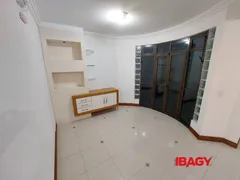 Loja / Salão / Ponto Comercial para alugar, 1008m² no Estreito, Florianópolis - Foto 13