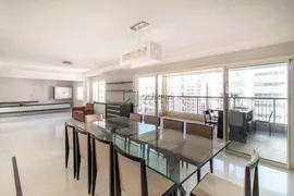 Apartamento com 3 Quartos à venda, 210m² no Moema, São Paulo - Foto 2