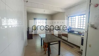 Casa com 3 Quartos à venda, 242m² no Residencial São Paulo, Presidente Prudente - Foto 3