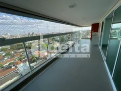 Apartamento com 3 Quartos para alugar, 204m² no Tabajaras, Uberlândia - Foto 2