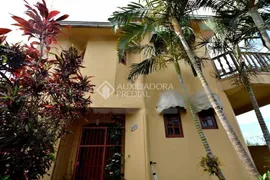 Casa com 3 Quartos à venda, 270m² no Jardim Leopoldina, Porto Alegre - Foto 3