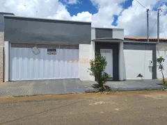 Casa com 3 Quartos à venda, 220m² no Centro, Araguari - Foto 1