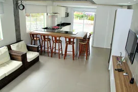 Casa com 3 Quartos para alugar, 200m² no Praia de Canto Grande, Bombinhas - Foto 16