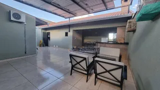 Casa com 3 Quartos à venda, 130m² no Cafezal, Londrina - Foto 16