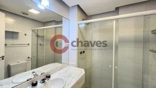 Apartamento com 3 Quartos para alugar, 135m² no Arpoador, Rio de Janeiro - Foto 17