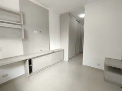 Casa com 3 Quartos para alugar, 150m² no Jardim Monte Rei, Maringá - Foto 24