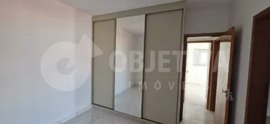 Apartamento com 3 Quartos para alugar, 100m² no Santa Mônica, Uberlândia - Foto 10