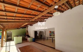 Casa com 6 Quartos à venda, 650m² no Estoril, Belo Horizonte - Foto 2