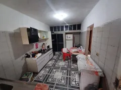 Casa com 3 Quartos à venda, 180m² no Eden, Sorocaba - Foto 2