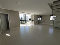 Apartamento com 3 Quartos para alugar, 129m² no Centro, Cascavel - Foto 4