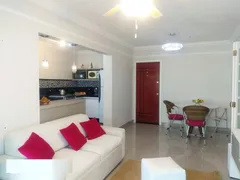 Apartamento com 2 Quartos para alugar, 75m² no Centro, Balneário Camboriú - Foto 1
