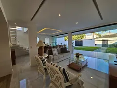 Casa com 5 Quartos à venda, 350m² no Barra da Tijuca, Rio de Janeiro - Foto 1