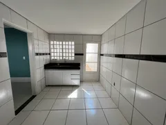 Casa com 3 Quartos à venda, 190m² no Morada do Ouro, Cuiabá - Foto 9