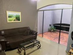 Casa Comercial com 3 Quartos à venda, 400m² no Jardim Santa Angelina, Araraquara - Foto 10