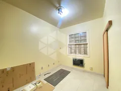 Casa com 2 Quartos para alugar, 162m² no Santa Cecília, Porto Alegre - Foto 16