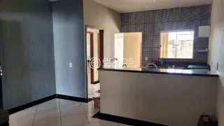 Casa com 2 Quartos à venda, 130m² no Tocantins, Uberlândia - Foto 3