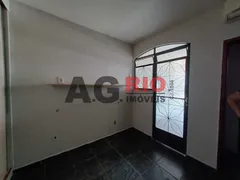 Casa de Vila com 3 Quartos à venda, 138m² no Marechal Hermes, Rio de Janeiro - Foto 19