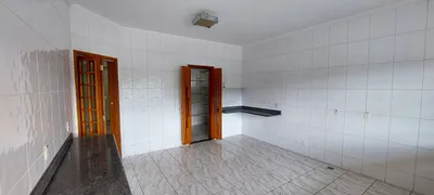 Casa de Condomínio com 3 Quartos para alugar, 325m² no Parque das Videiras, Louveira - Foto 5