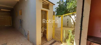 Casa com 3 Quartos à venda, 233m² no Segismundo Pereira, Uberlândia - Foto 11
