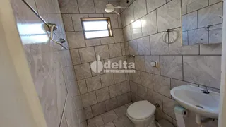 Casa com 3 Quartos à venda, 161m² no Marta Helena, Uberlândia - Foto 24