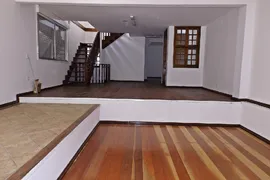 Casa com 3 Quartos para alugar, 400m² no Bela Vista, Porto Alegre - Foto 3