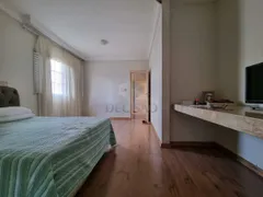 Casa com 3 Quartos à venda, 260m² no Pompéia, Belo Horizonte - Foto 4